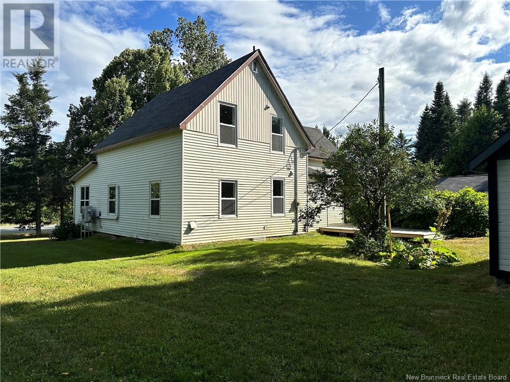 3107 King George, Miramichi, New Brunswick  E1V 7C1 - Photo 2 - NB123442