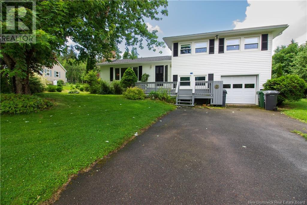 16 Saunders Street, Nauwigewauk, New Brunswick