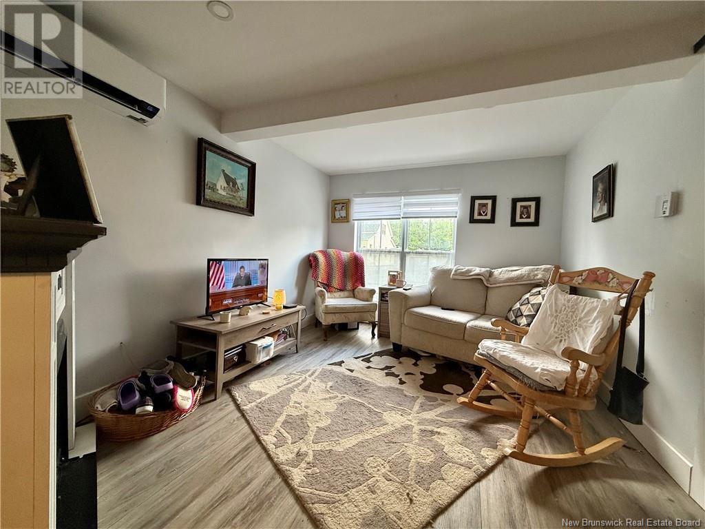 31 Bellevue Street, Saint-Louis-De-Kent, New Brunswick  E4X 1B3 - Photo 6 - NB123311