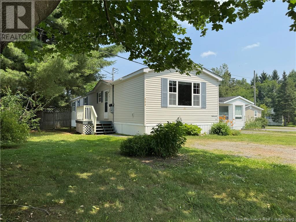 293 Magnolia Lane, Fredericton, New Brunswick