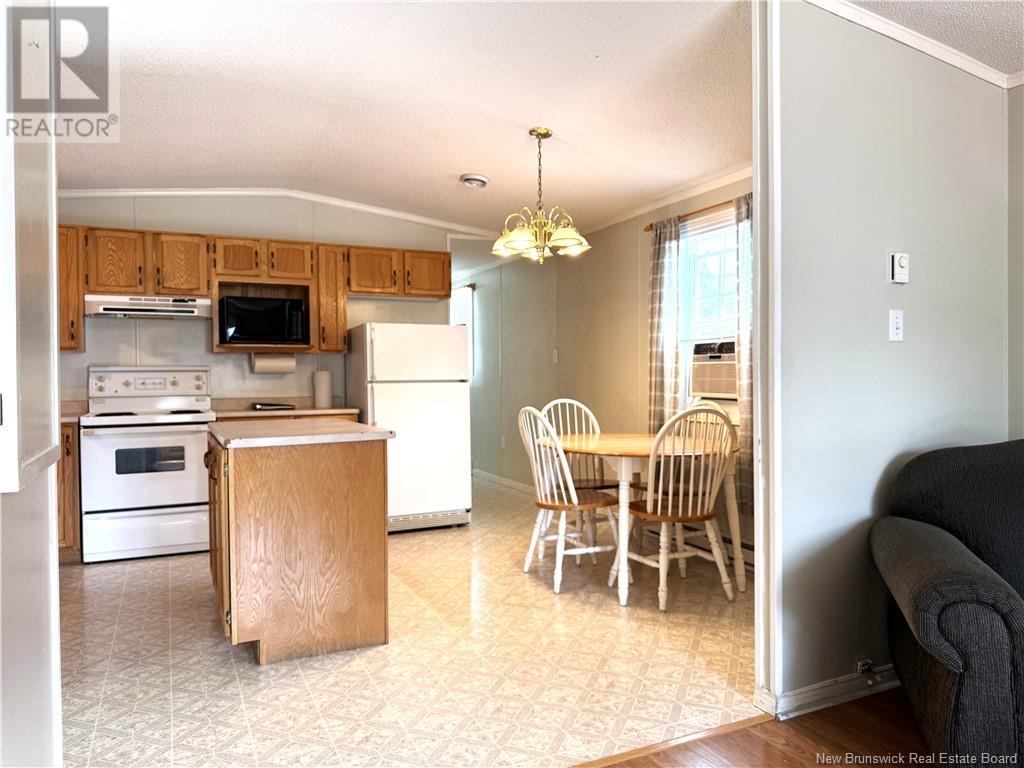 293 Magnolia Lane, Fredericton, New Brunswick  E3B 7P5 - Photo 6 - NB122367