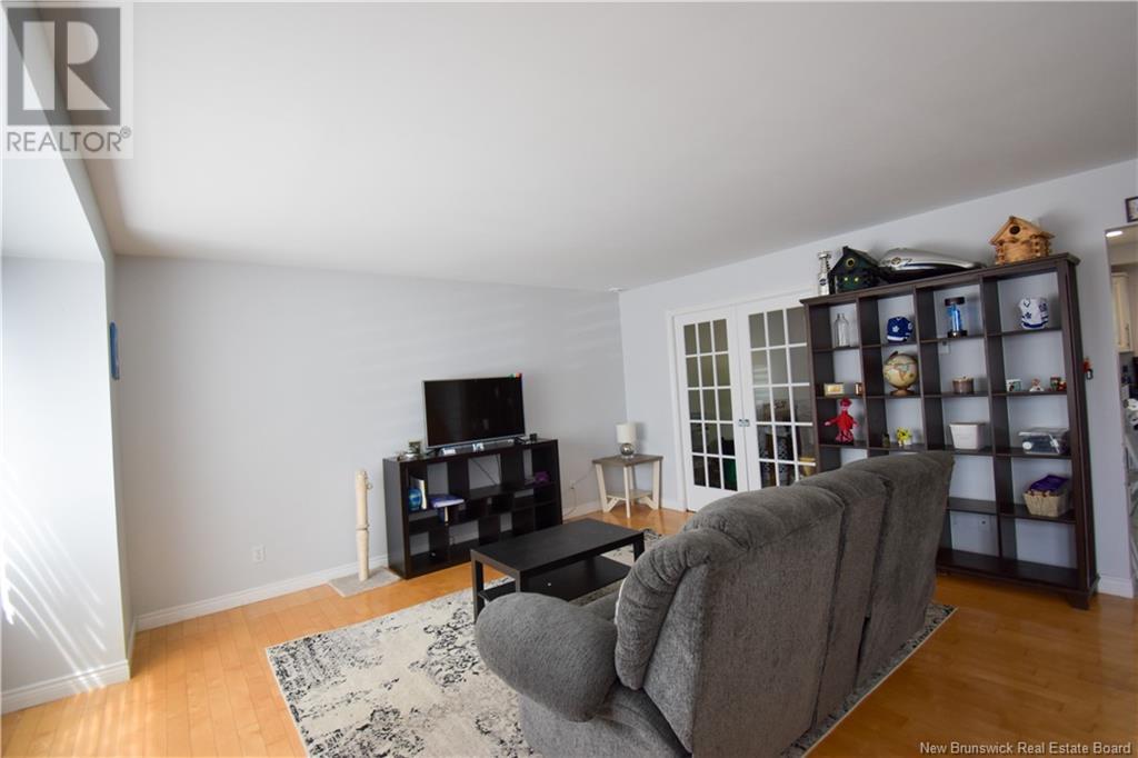 490 Carter, Bathurst, New Brunswick  E2A 4S5 - Photo 14 - NB123471