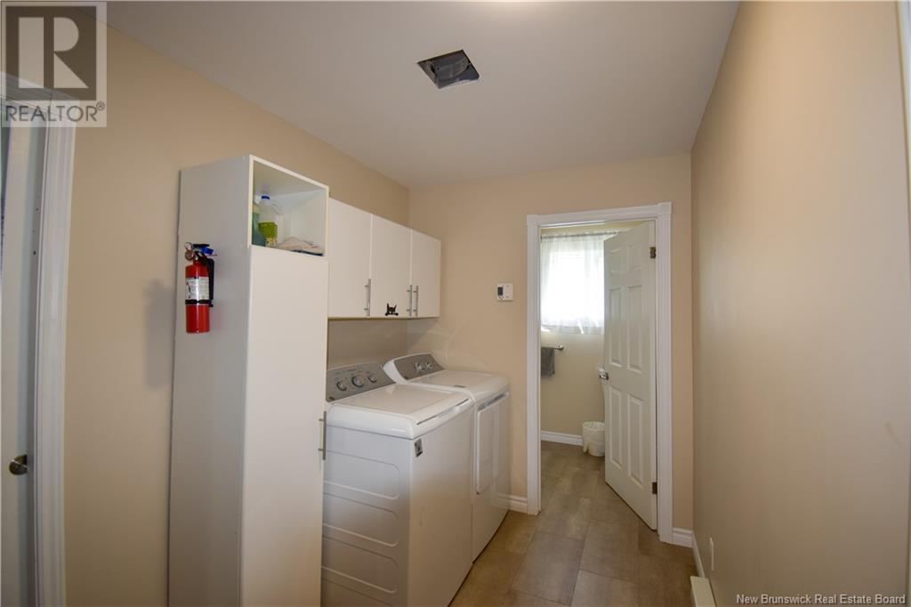 490 Carter, Bathurst, New Brunswick  E2A 4S5 - Photo 17 - NB123471