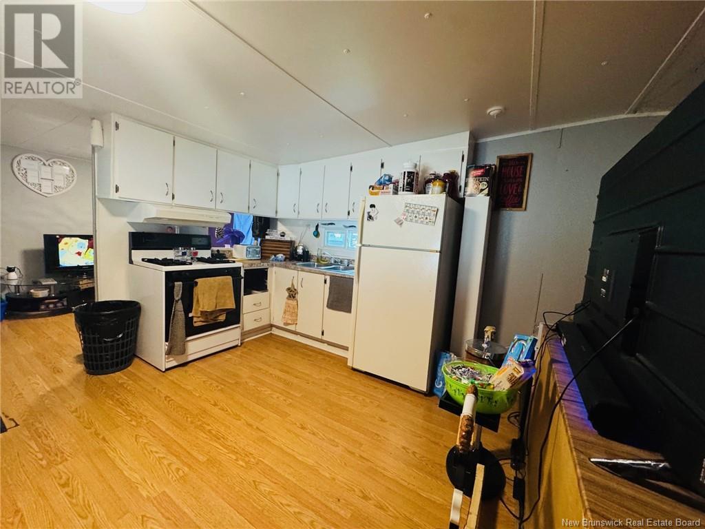 5 Church Street, Campbellton, New Brunswick  E3N 1R6 - Photo 3 - NB123448