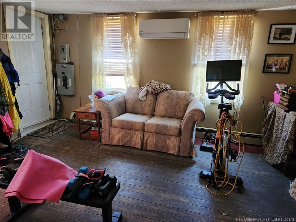 220 Rodney Street, Saint John, New Brunswick  E2M 1X4 - Photo 15 - NB123388