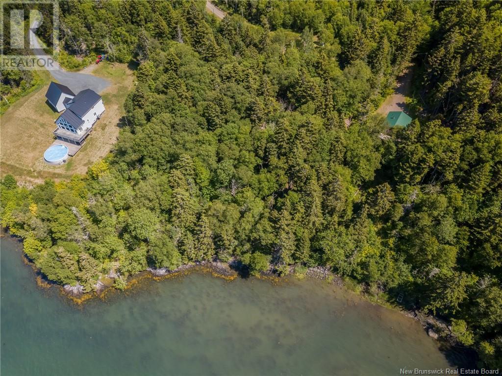 85-39 Alder Court, Wilsons Beach, New Brunswick  E5E 1Z4 - Photo 2 - NB123529