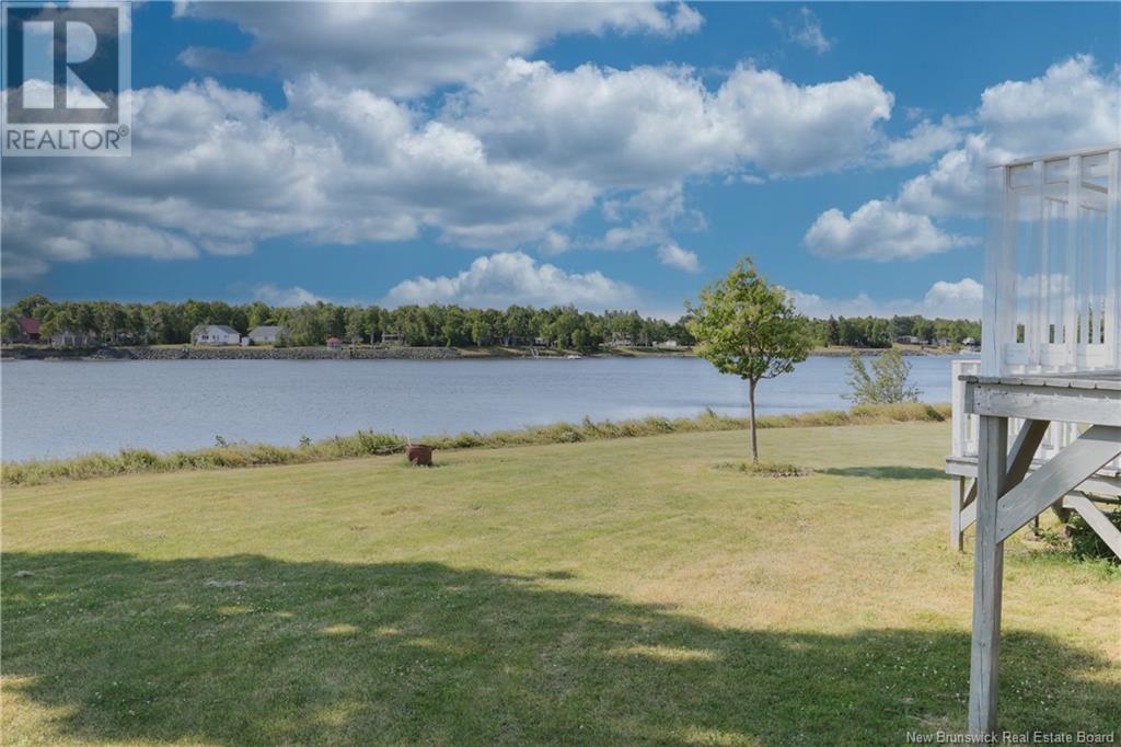 82 Chemin De La Pointe, Tracadie, New Brunswick  E1X 3T8 - Photo 10 - NB123509