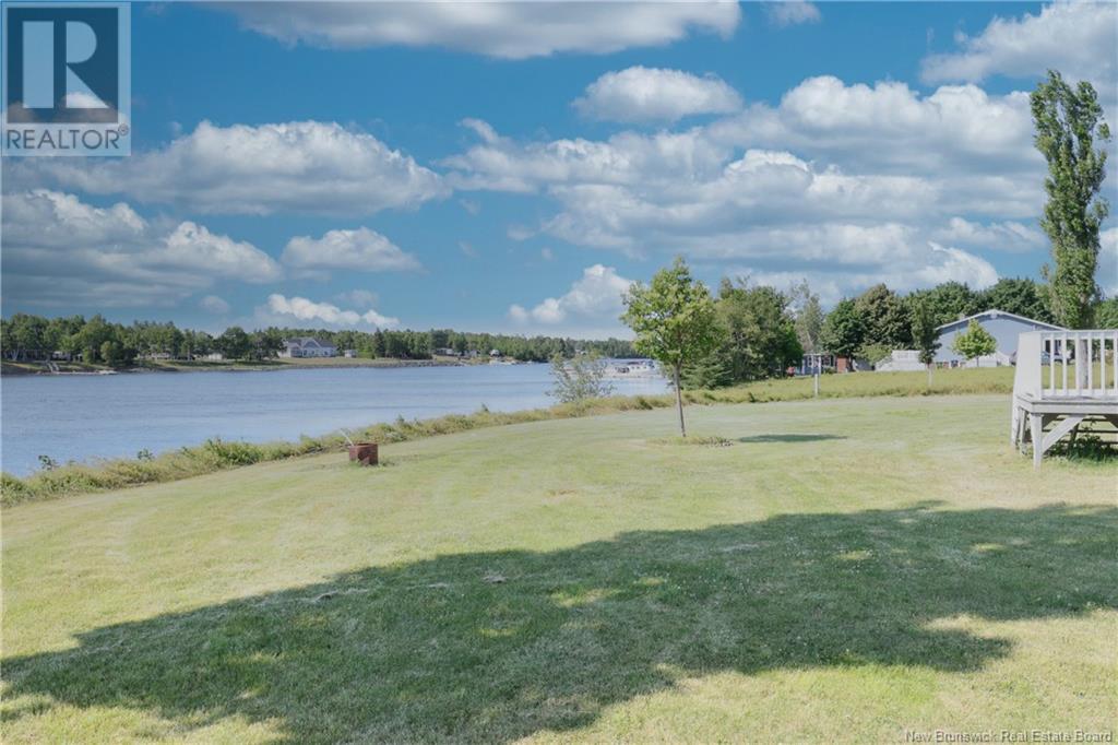 82 Chemin De La Pointe, Tracadie, New Brunswick  E1X 3T8 - Photo 8 - NB123509