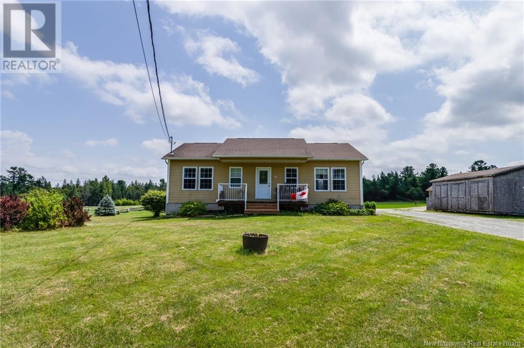 195 Route 105, Keswick Ridge, New Brunswick  E6L 1A4 - Photo 8 - NB123492