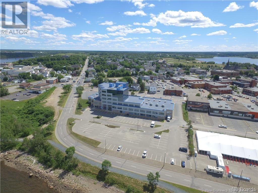 275 Main Street, Bathurst, New Brunswick  E2A 1A9 - Photo 10 - NB123576