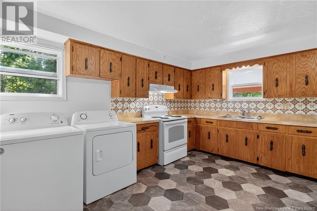 19 J Morris Road, Bass River, New Brunswick  E4T 1G7 - Photo 10 - NB123279