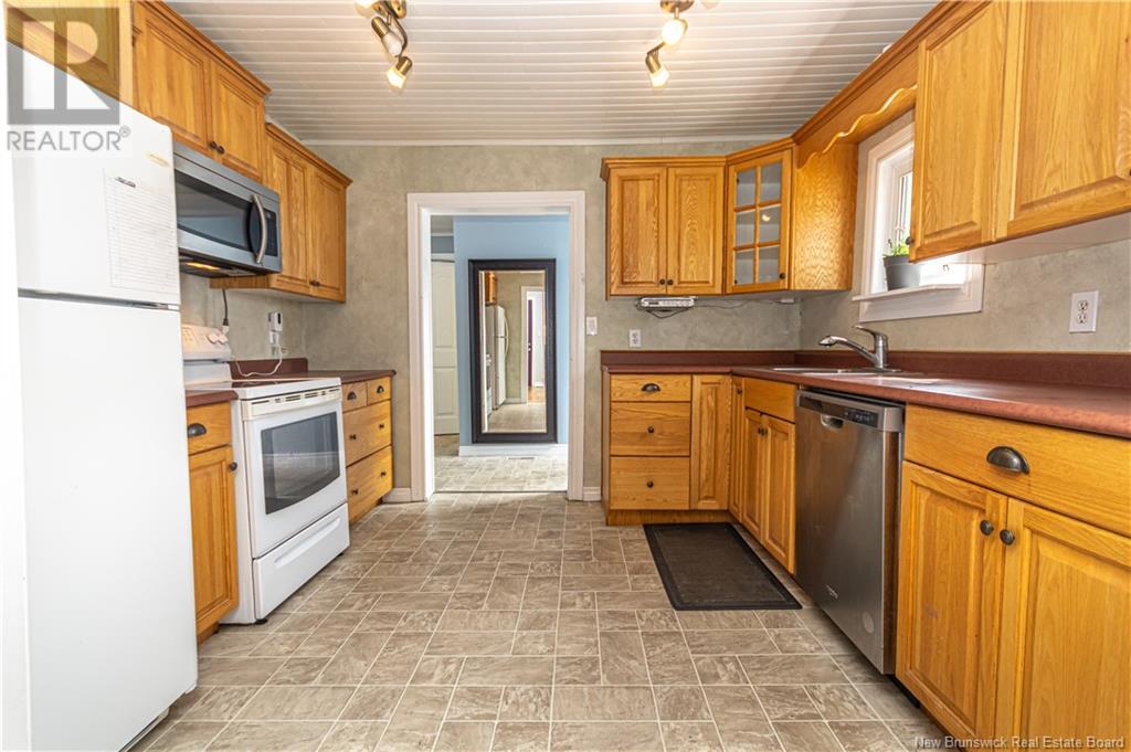 36 Murray Avenue, Fredericton, New Brunswick  E3A 3V5 - Photo 6 - NB123374