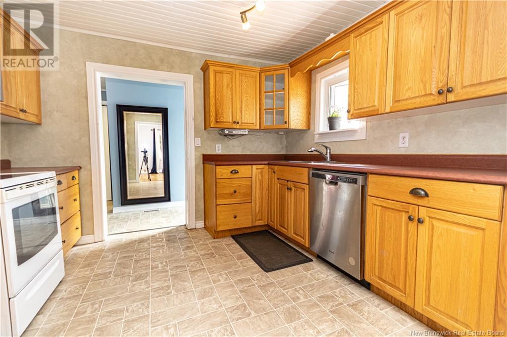 36 Murray Avenue, Fredericton, New Brunswick  E3A 3V5 - Photo 7 - NB123374