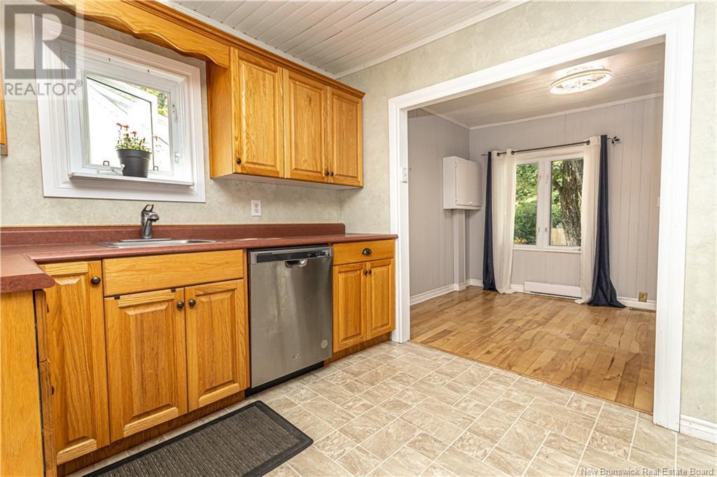 36 Murray Avenue, Fredericton, New Brunswick  E3A 3V5 - Photo 8 - NB123374