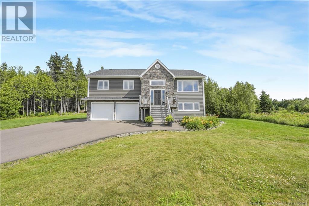5 Muskie Street, Lower Kingsclear, New Brunswick  E3E 0E7 - Photo 2 - NB123503