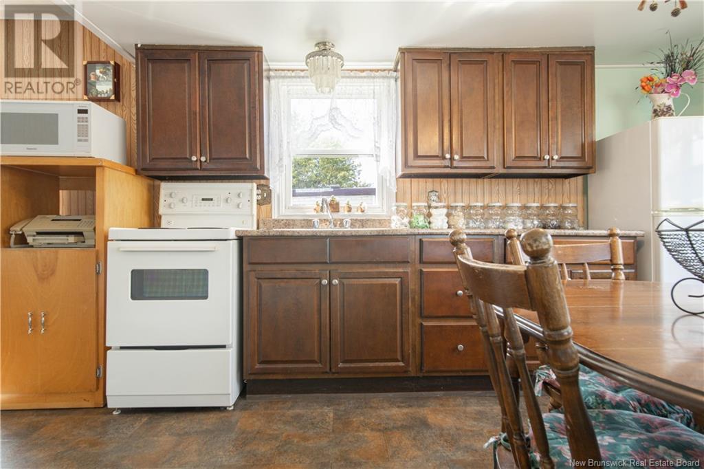 17 Midway Drive, Moncton, New Brunswick  E1E 2J6 - Photo 7 - NB123645