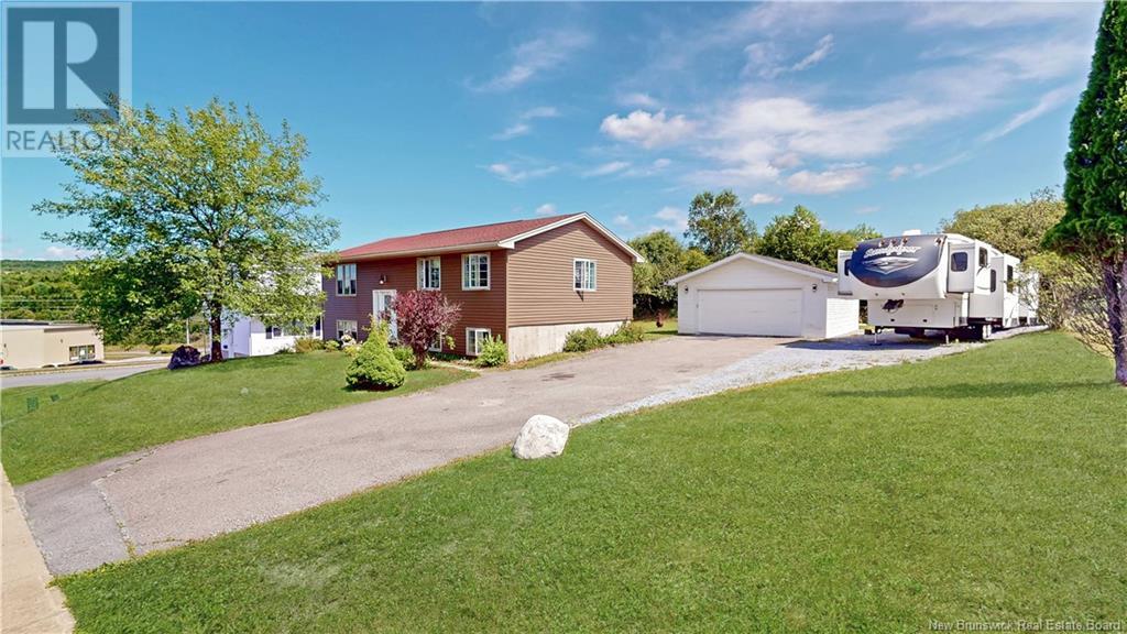 586 Martha Avenue, Saint John, New Brunswick  E2J 4A6 - Photo 2 - NB123608
