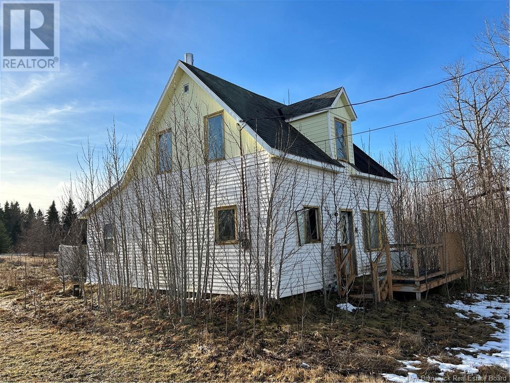 554 Route 355, Sainte-Rose, New Brunswick  E1X 2W9 - Photo 5 - NB123680