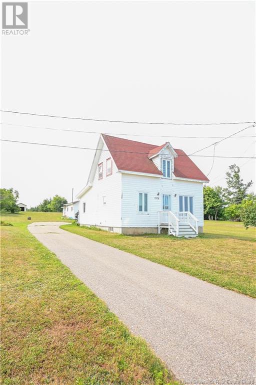7578 rue Saint-Paul Street, Bas-Caraquet, New Brunswick