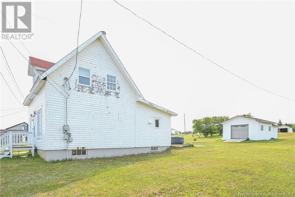 7578 Rue Saint-Paul Street, Bas-Caraquet, New Brunswick  E1W 6C8 - Photo 3 - NB123666