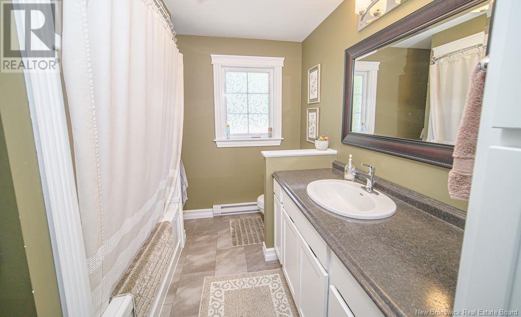 270 Marlow Road, Hanwell, New Brunswick  E3C 1M6 - Photo 12 - NB123682