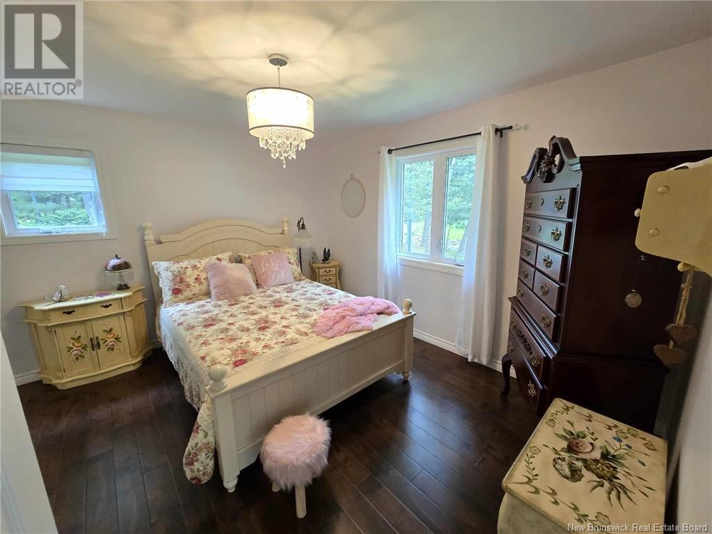 398 Linda Street, Beresford, New Brunswick  E8K 2C9 - Photo 24 - NB123738