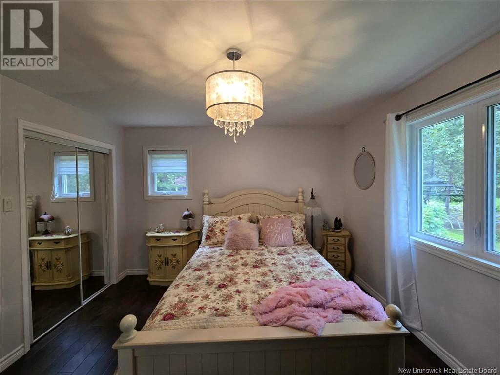 398 Linda Street, Beresford, New Brunswick  E8K 2C9 - Photo 25 - NB123738