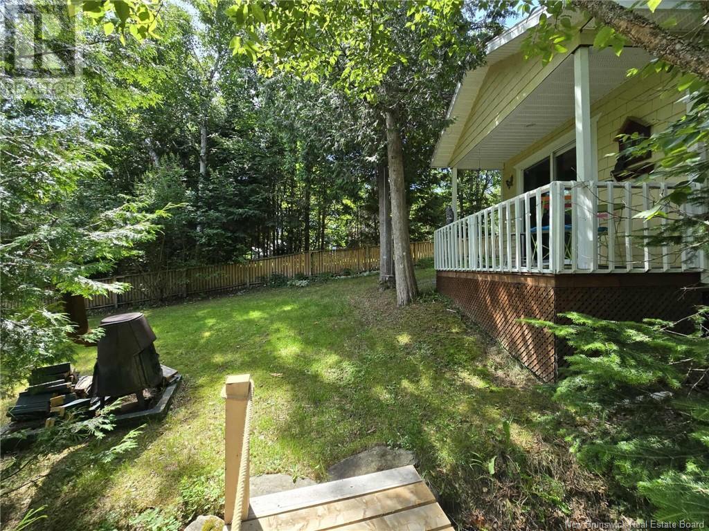 398 Linda Street, Beresford, New Brunswick  E8K 2C9 - Photo 37 - NB123738