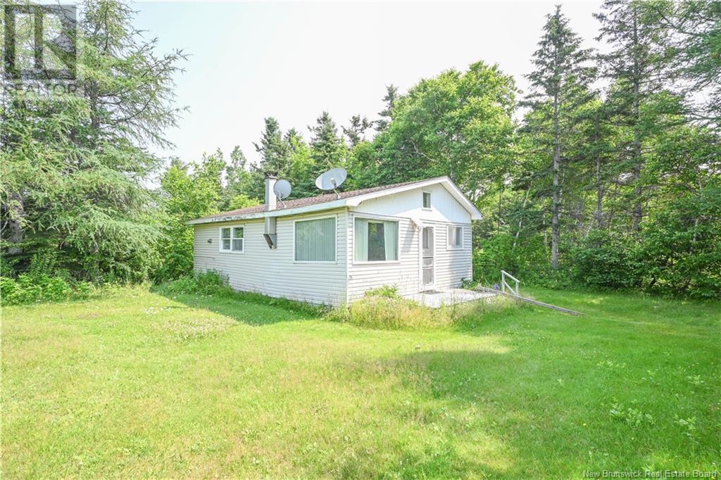 7934 Rue Saint-Paul Street, Bas-Caraquet, New Brunswick  E1W 6E1 - Photo 25 - NB123745