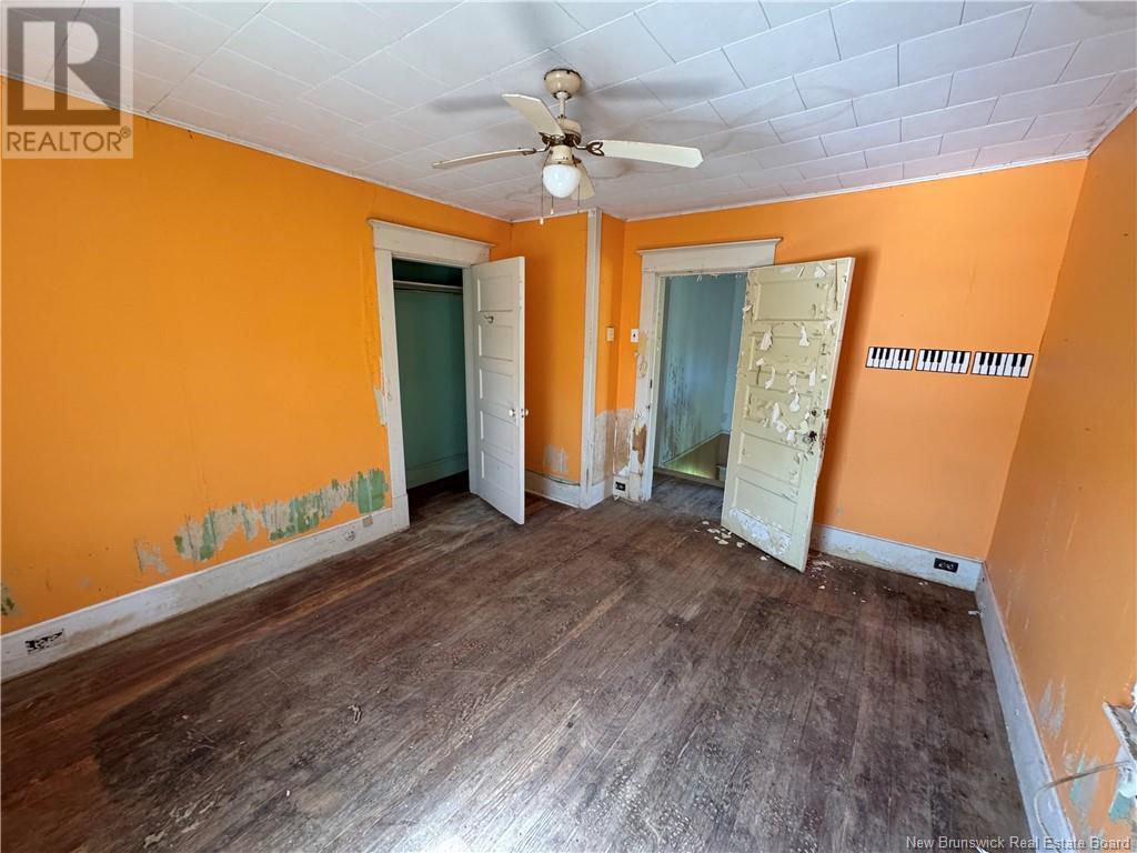 15 Elm Street, Mcadam, New Brunswick  E6J 1X5 - Photo 11 - NB123717