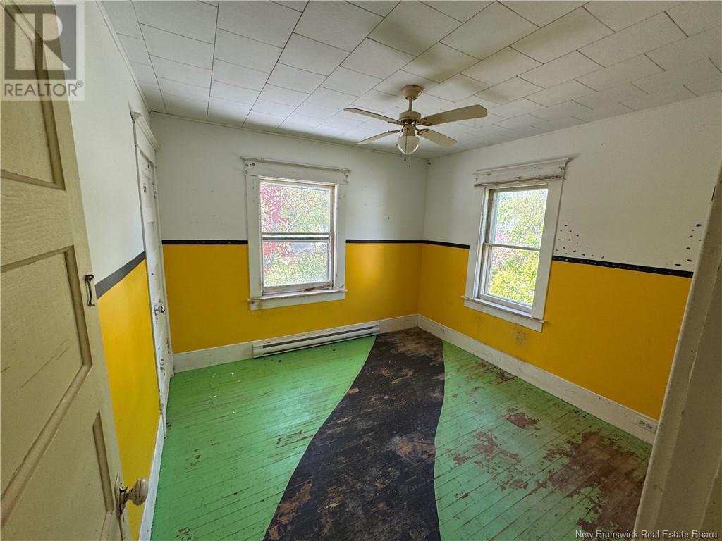 15 Elm Street, Mcadam, New Brunswick  E6J 1X5 - Photo 14 - NB123717