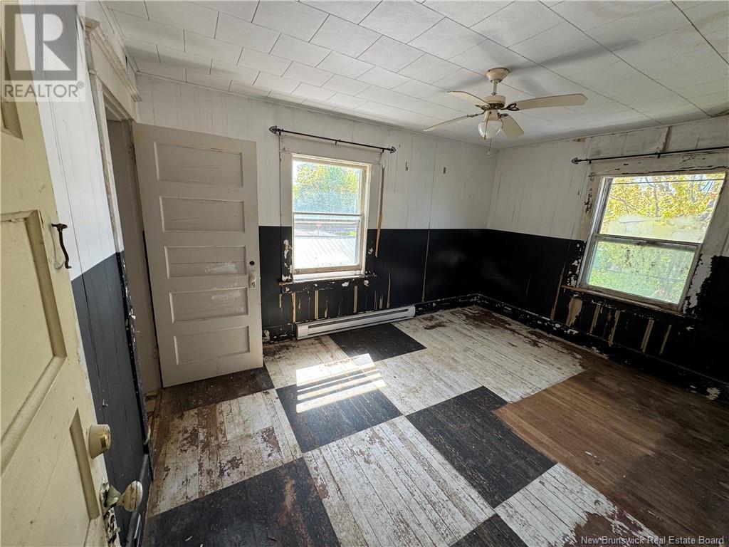 15 Elm Street, Mcadam, New Brunswick  E6J 1X5 - Photo 16 - NB123717