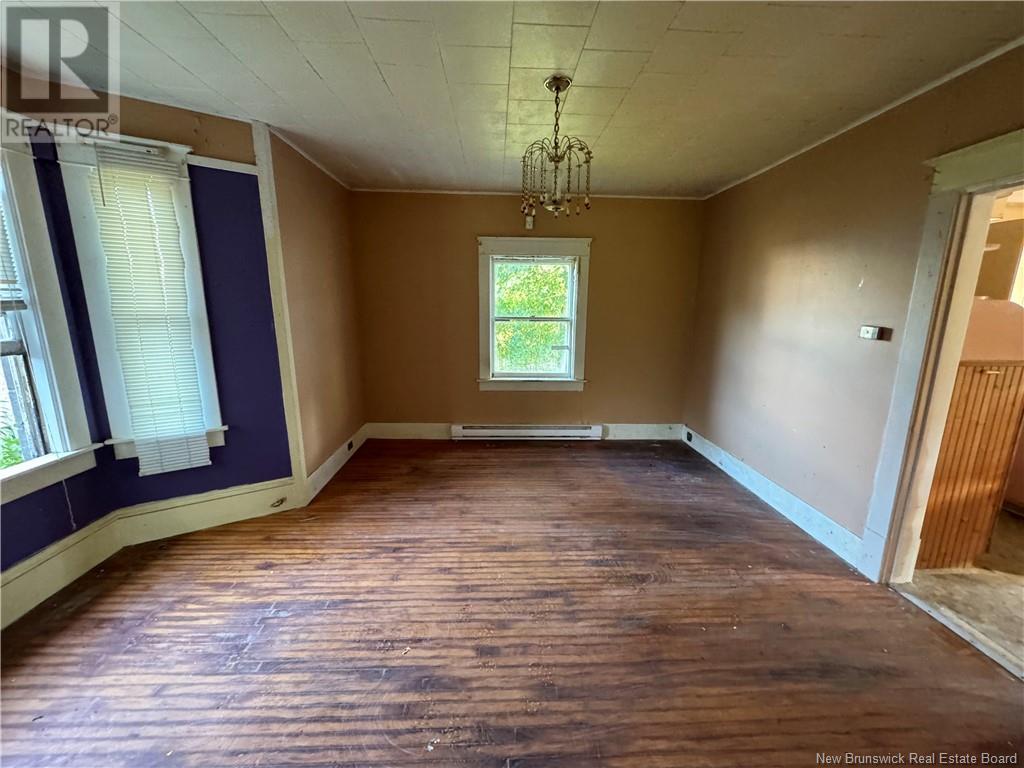 15 Elm Street, Mcadam, New Brunswick  E6J 1X5 - Photo 5 - NB123717