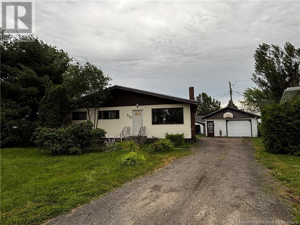 324 Argyle, Moncton, New Brunswick  E1C 3V6 - Photo 1 - NB123752