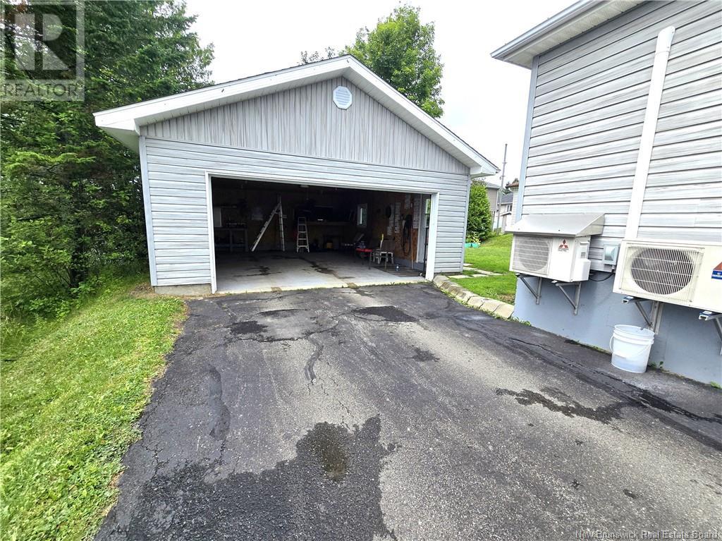 120 34e Avenue, Edmundston, New Brunswick  E3V 2T6 - Photo 41 - NB123726