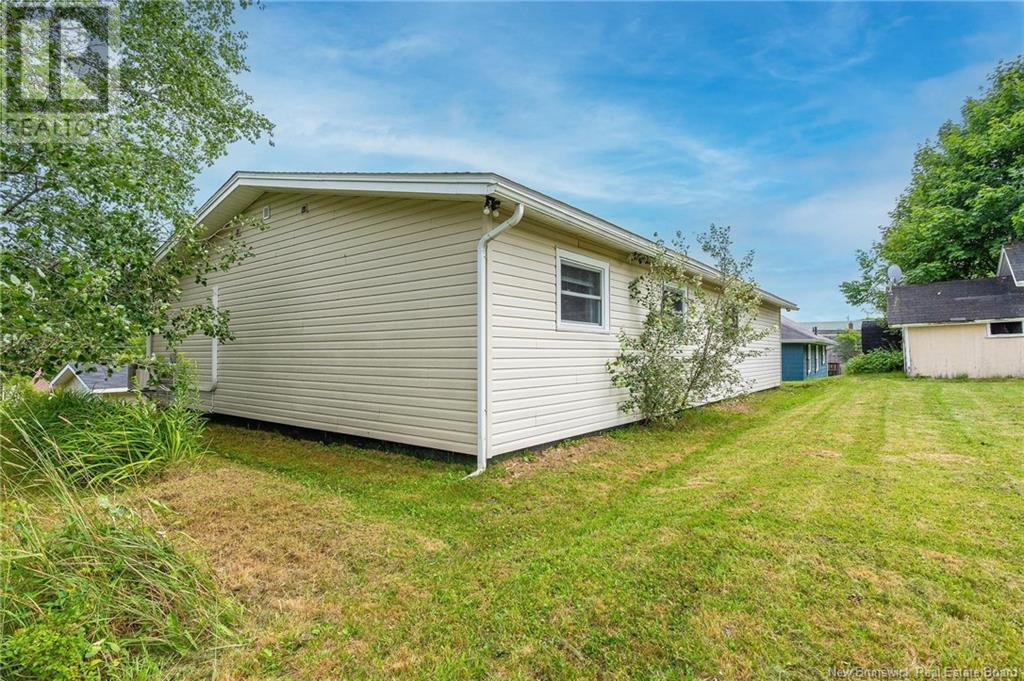 77 Cranston Avenue, Saint John, New Brunswick  E2K 3M7 - Photo 2 - NB123712
