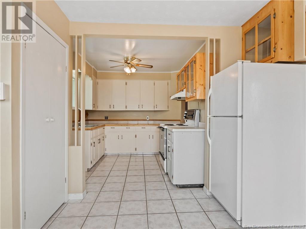 79 Olivier, Dieppe, New Brunswick  E1A 1S3 - Photo 8 - NB123724