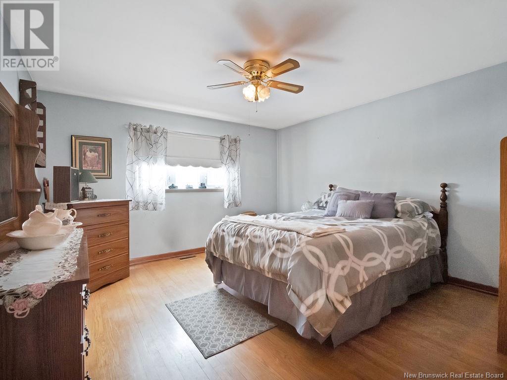 94 Hedgewood, Moncton, New Brunswick  E1E 2W5 - Photo 26 - NB123822