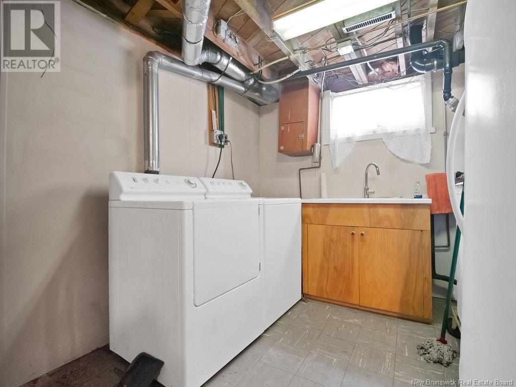94 Hedgewood, Moncton, New Brunswick  E1E 2W5 - Photo 28 - NB123822