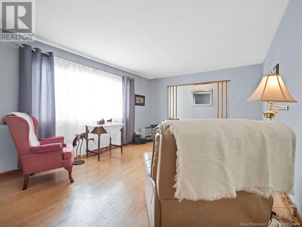 94 Hedgewood, Moncton, New Brunswick  E1E 2W5 - Photo 6 - NB123822