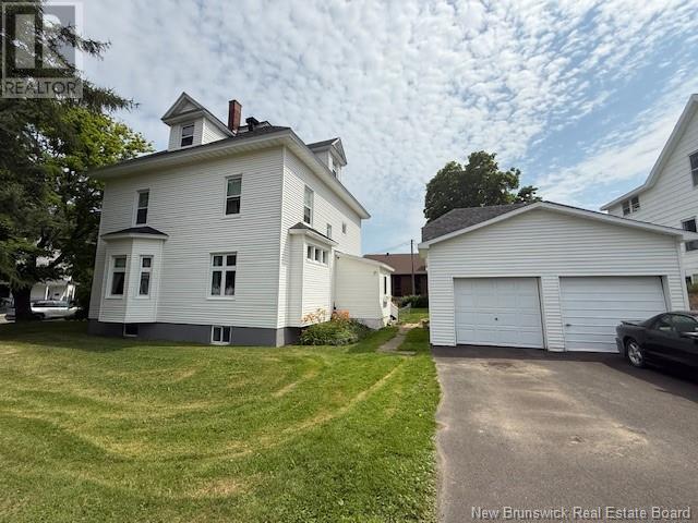6 Aberdeen Street, Campbellton, New Brunswick