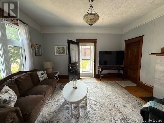 6 Aberdeen Street, Campbellton, New Brunswick  E3N 2J4 - Photo 4 - NB123872