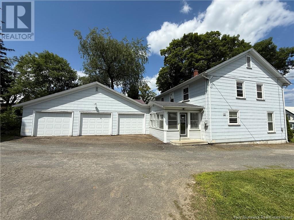 733 Main Street, Woodstock, New Brunswick