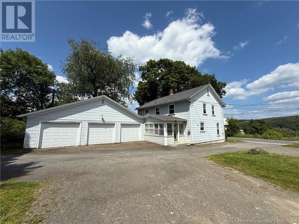 733 Main Street, Woodstock, New Brunswick