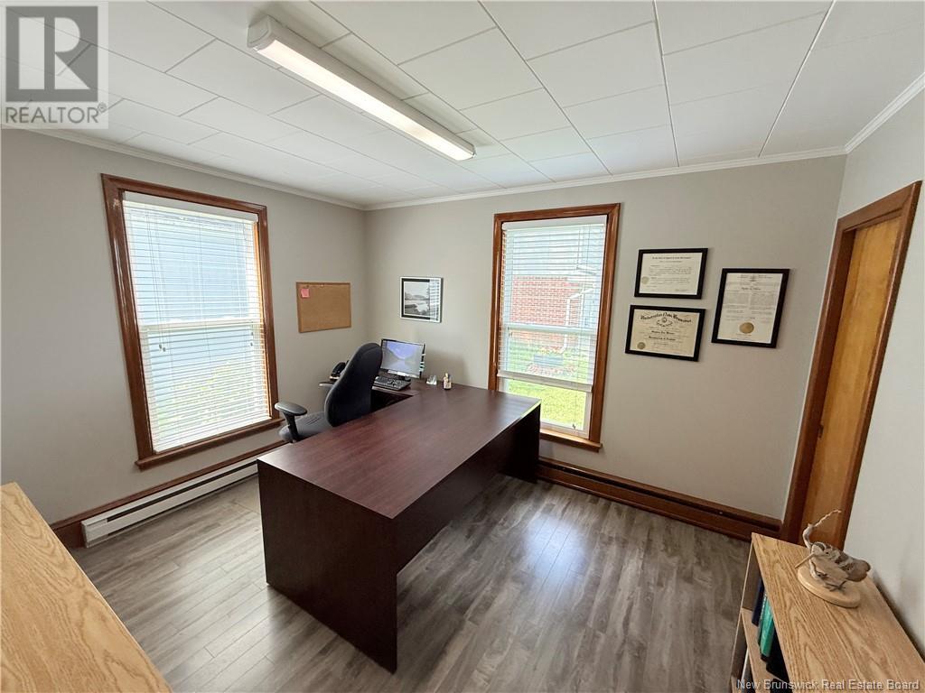 733 Main Street, Woodstock, New Brunswick  E7M 2E6 - Photo 14 - NB123874