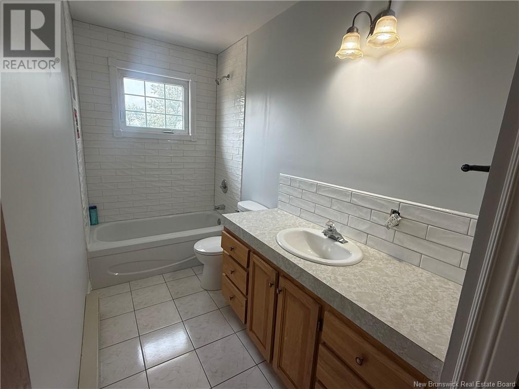 835 Walker Street, Grand-Sault/grand Falls, New Brunswick  E3Z 1A4 - Photo 22 - NB123885