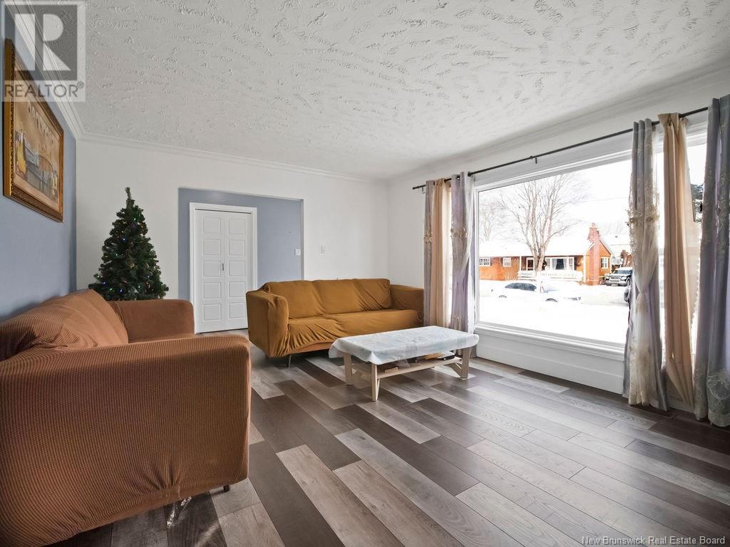 56 Carney, Moncton, New Brunswick  E1C 4H7 - Photo 8 - NB123784