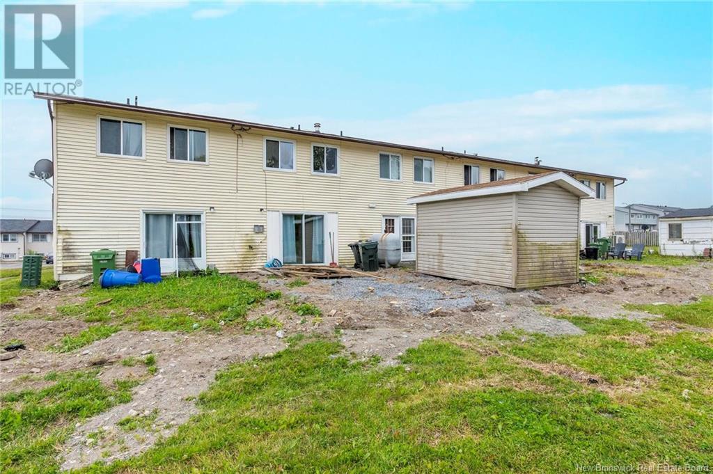704 Highmeadow Drive, Saint John, New Brunswick  E2J 3V1 - Photo 3 - NB123665