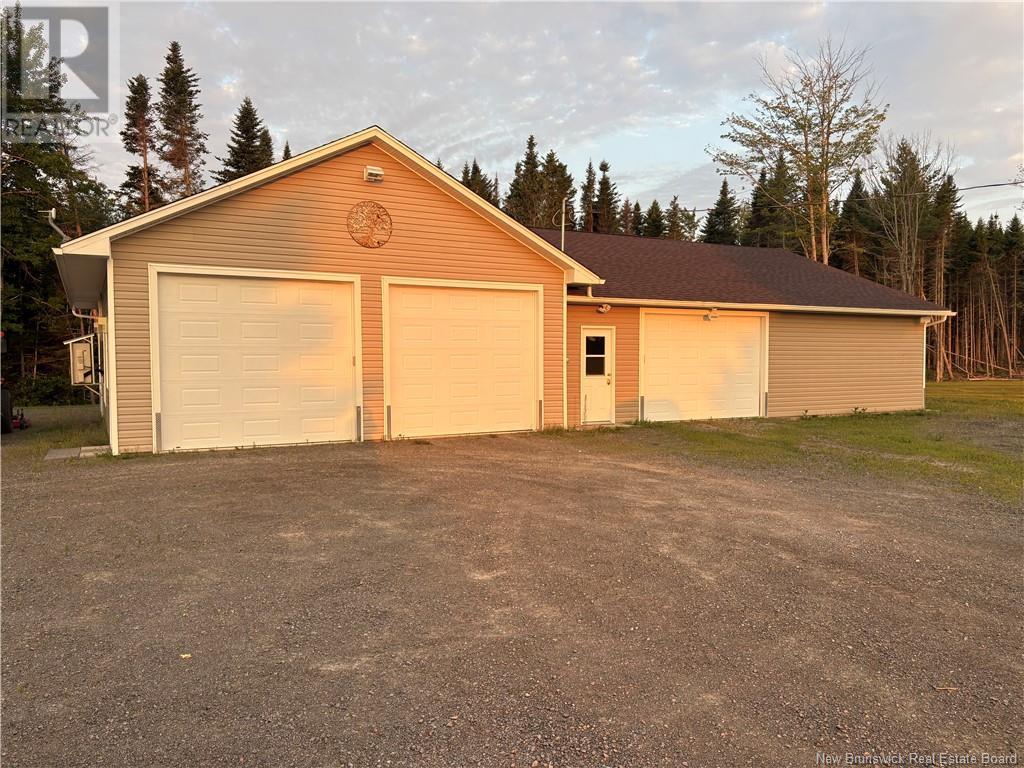 60 Eveline Road, Saint-Louis-De-Kent, New Brunswick  E4X 0A5 - Photo 3 - NB123935