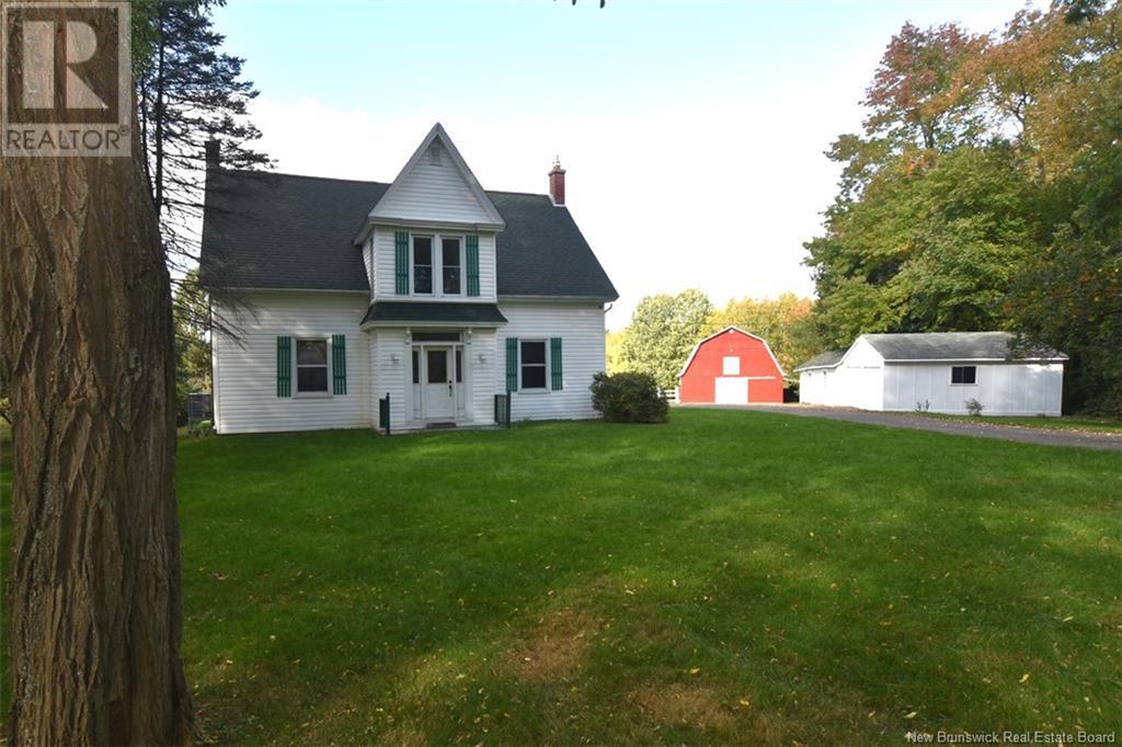 3175 Woodstock Road, Fredericton, New Brunswick  E3C 1R2 - Photo 2 - NB123340